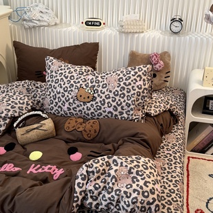 可爱少女豹纹黑皮KT猫咪毛巾绣水洗棉四件套床单学生三件套床笠2m