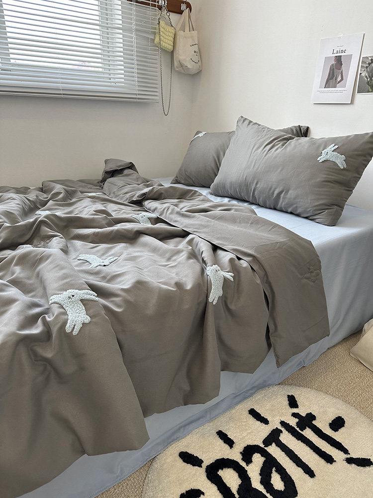 简约灰色ins韩系少女小兔子毛巾绣水洗棉夏凉被四件套空调被夏被