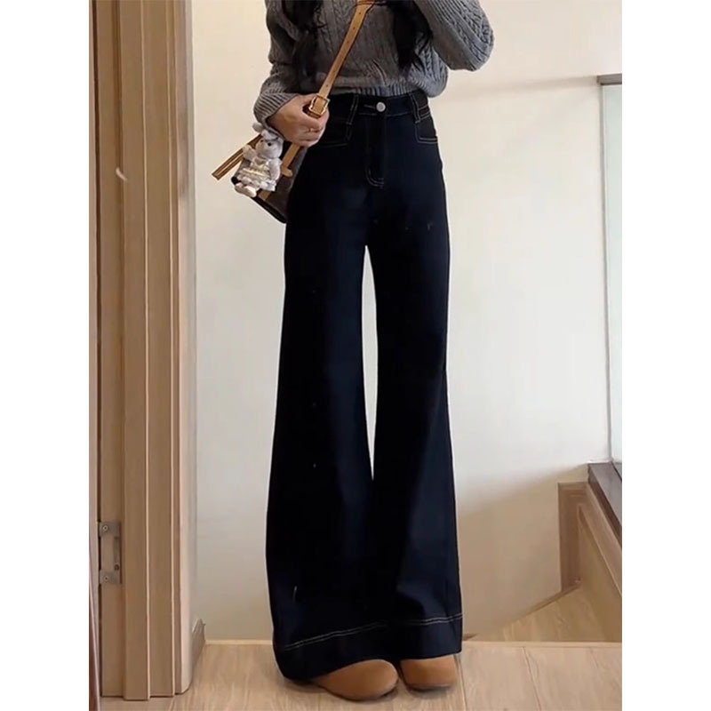 大码黑色不贴腿微喇牛仔裤女2025夏季新款高腰显瘦窄版直筒喇叭裤