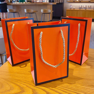 橙色ins风高档手提袋可定制简约时尚 伴手礼新年圣诞节龙空礼物盒