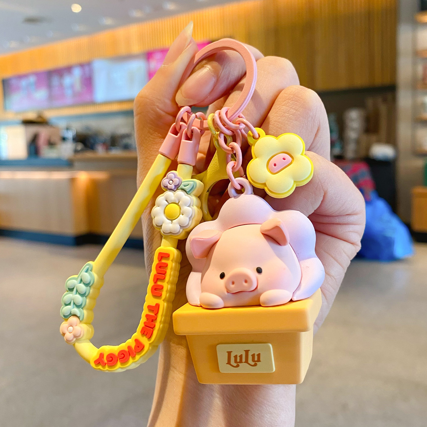 2025年新款罐头猪猪钥匙扣