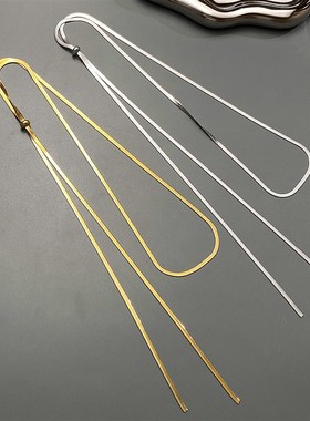 European and American Embossed Blade Chain Knitted Collarbon