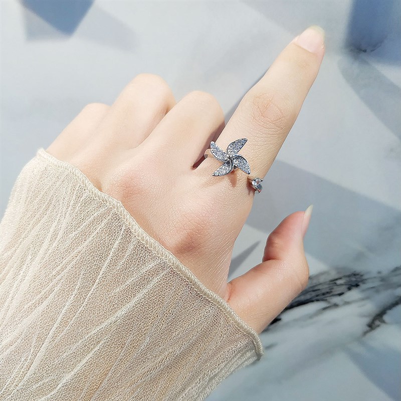 Rotating Colorful Windmill Ring for Women Back to Youth Adju