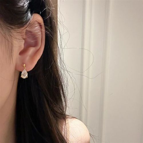 Elegant Waterdrop Zircon Ear Studs 2025 Chic versatile ultra