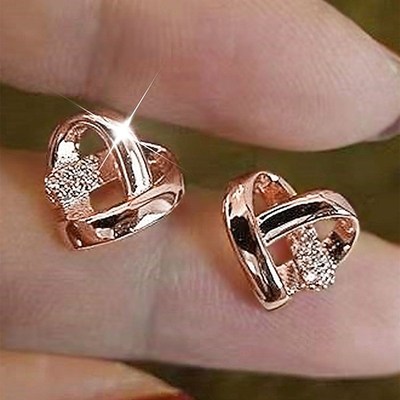 Exquisite Heartshaped Earrings Copperset Zirconium Goldplate