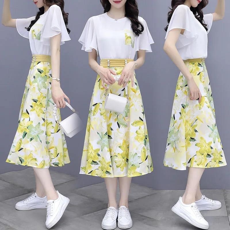Summer 2025 Fashionable Slimming TwoPiece Dress Set with Flo