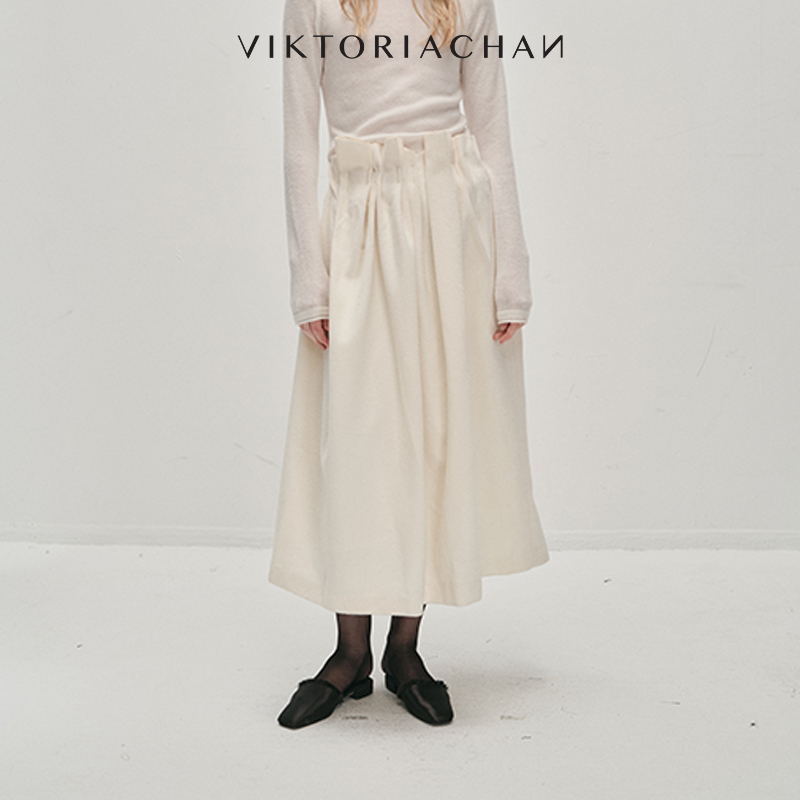 VIKTORIACHAN25/26秋冬成衣系列新品 立体褶裥花苞腰型微A半身裙