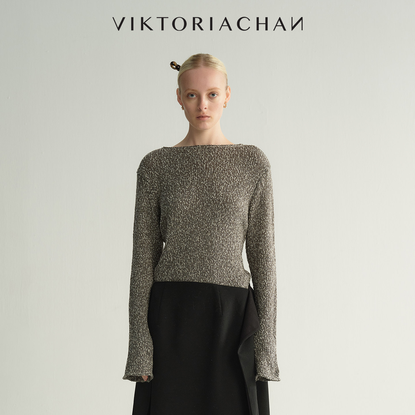 VIKTORIACHAN26/27秋冬成衣系列新品 棉混纺花纱喇叭长袖针织上衣