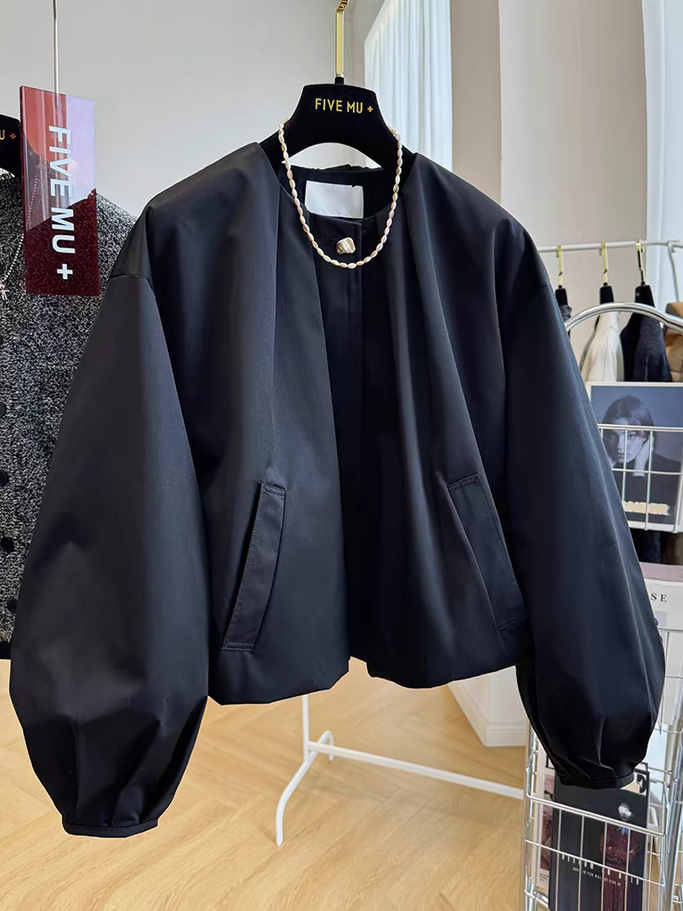 新款高级感圆领灯笼袖短款外套女春秋款独特别致轻奢个性夹克上衣