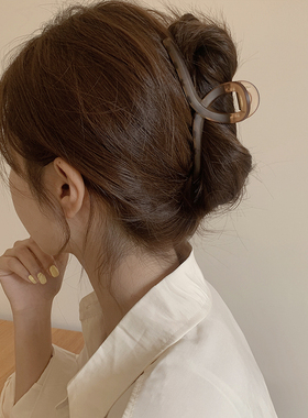 高级感磨砂气质抓夹女网红个性后脑勺盘发发抓鲨鱼夹发卡头饰韩国