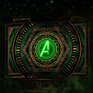 野猪校长高颜值漫威扑克牌复仇者联盟洛基奇异博士钢铁侠展翼牌盒