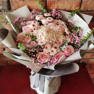 同城鲜花小时达女神专属花束