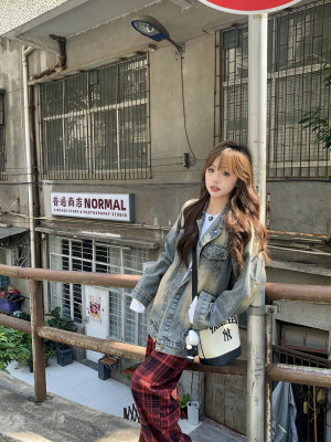 罗诚意【纽约艺术生】牛仔外套女
