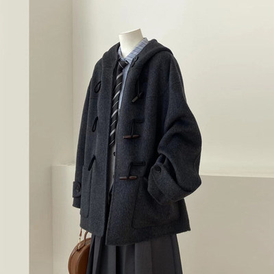 深冬牛角扣羽绒服内胆呢