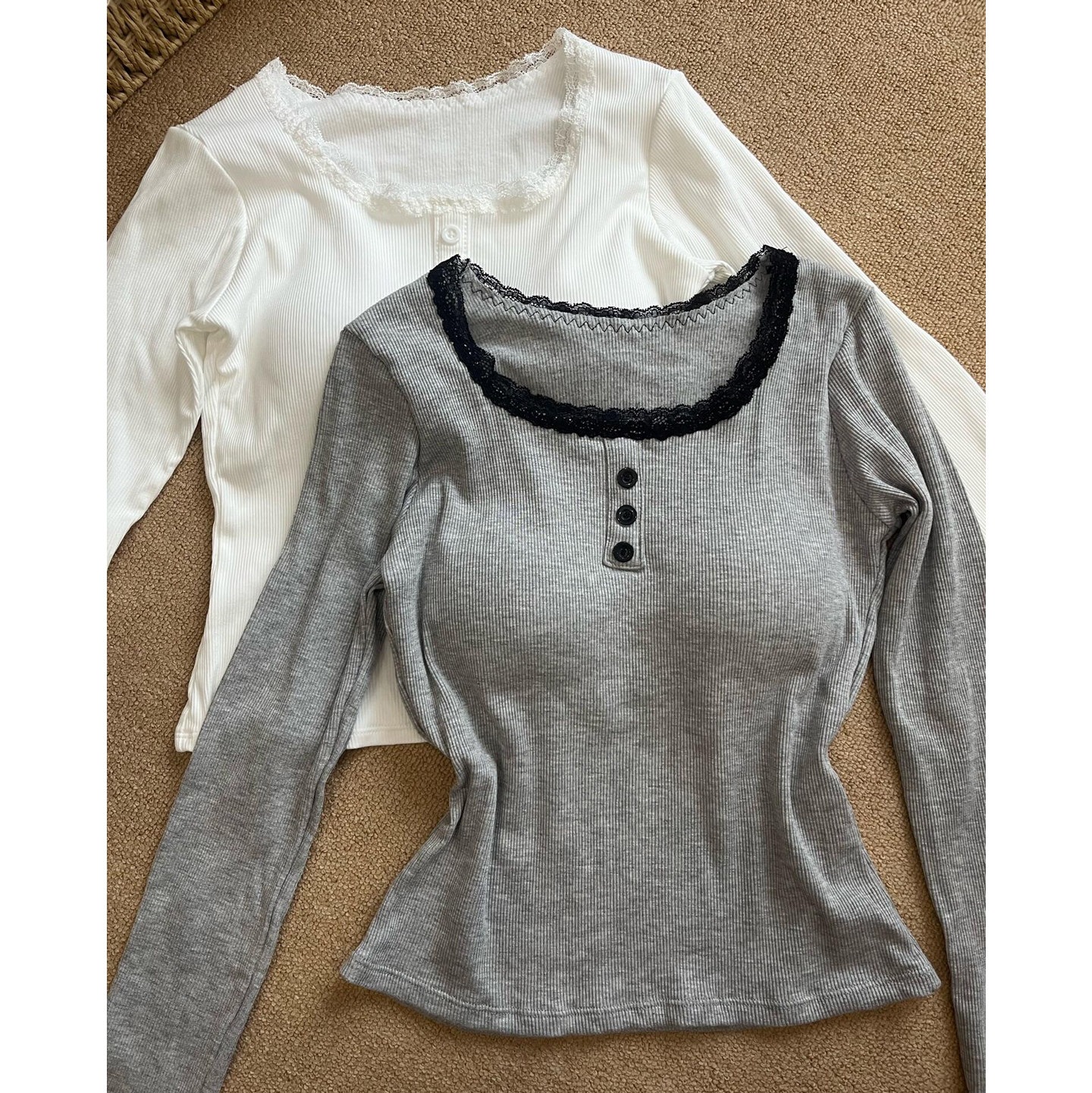 纯欲风蕾丝圆领打底衫保暖内衣女