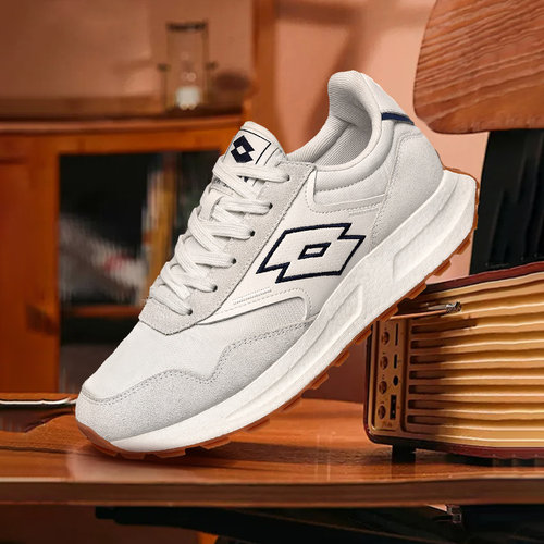 乐途透气轻便防滑运动休闲鞋男