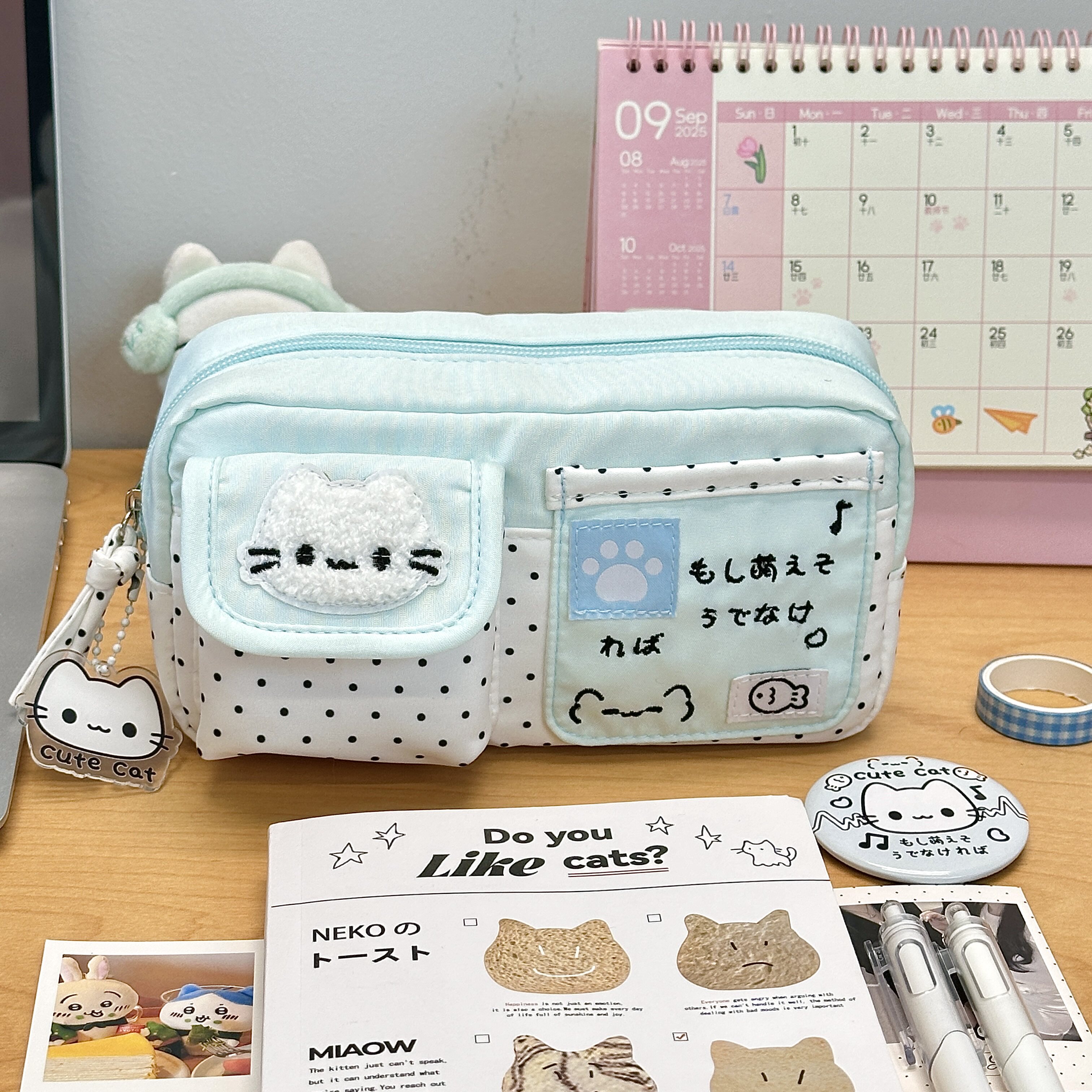 宅系小猫口袋笔袋高颜值小众学生女生大容量铅笔文具盒2026年新款
