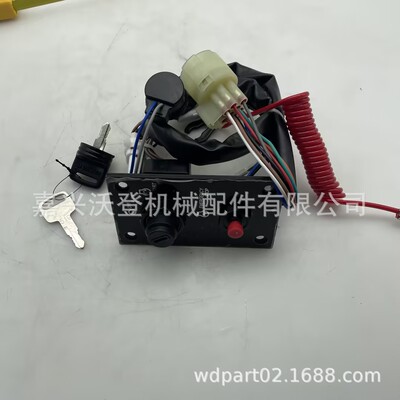 37100-96J24  船外机点火钥匙面板适用于铃木