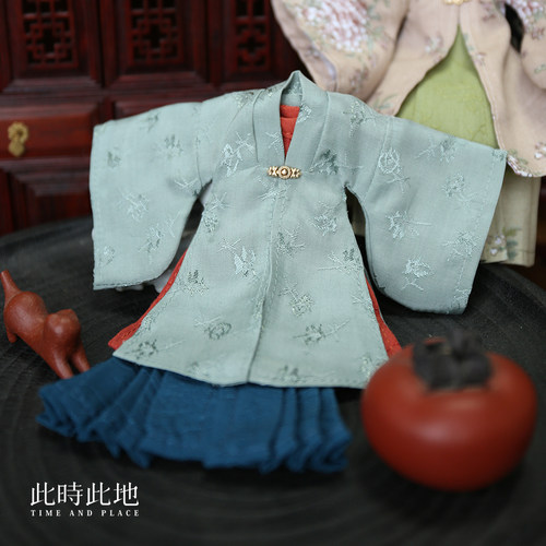 此时此地明披风娃衣玩偶古风