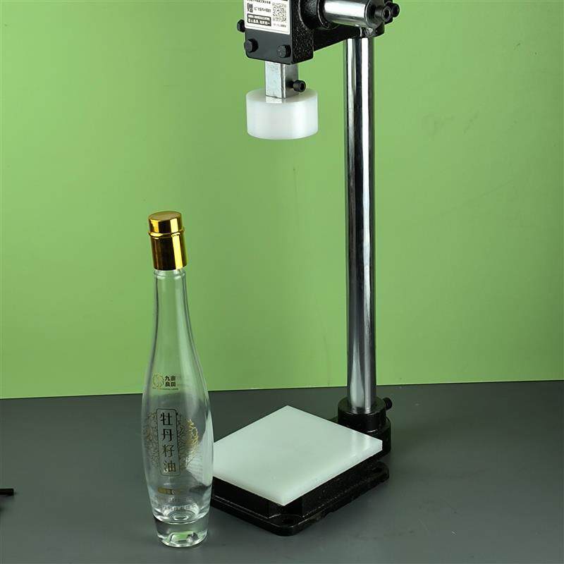 新款卡扣式白酒瓶香油瓶酱油瓶压盖机封口机手动压盖器小型省包邮