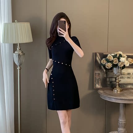 2024夏季设计感法式小香风短袖连衣裙女小个子名媛气质修身小黑裙