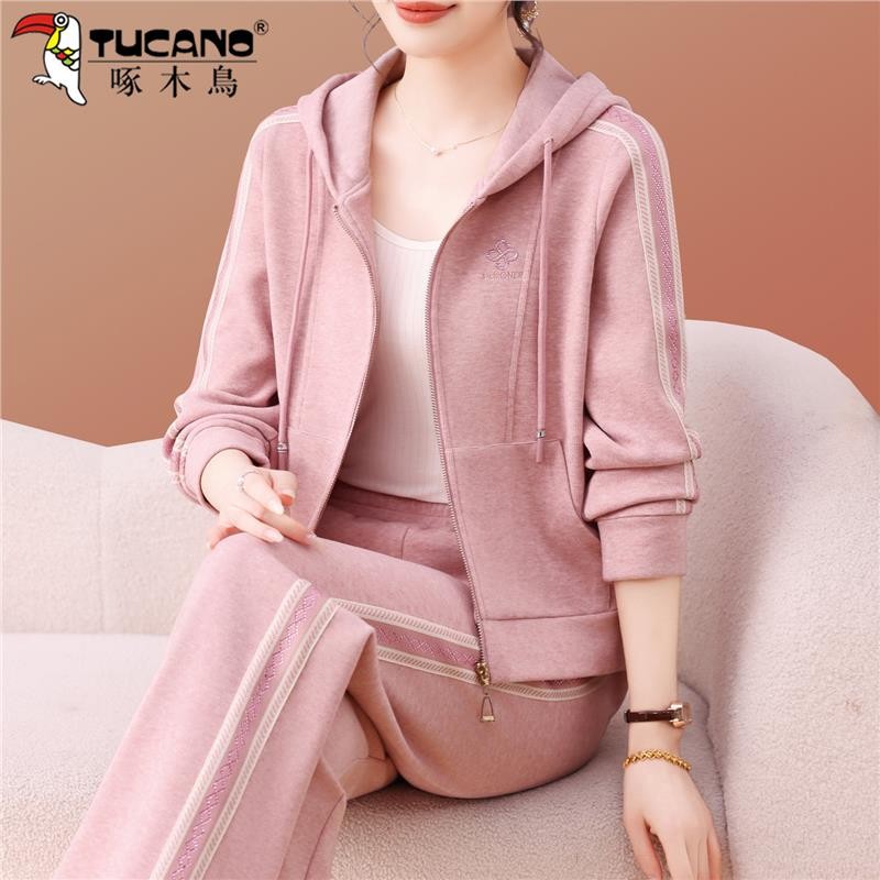 啄木鸟粉色运动套装女春秋2025新款洋气减龄女士外套休闲妈妈秋装