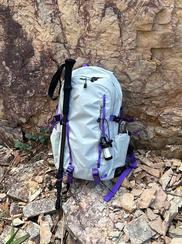 户外百川包30L大容量双肩背包