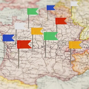 50pcs/lot Flag Shape Long Pin Thumbtacks Colored Cork Board