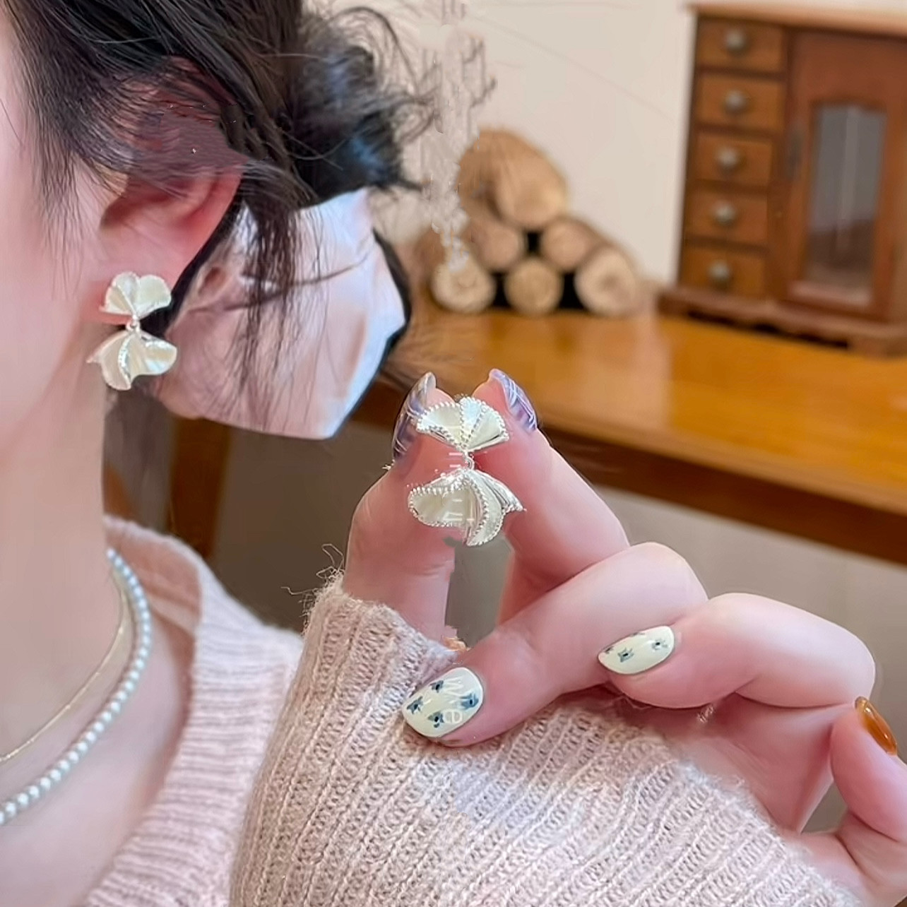 抖音同款法式蝴蝶结耳环女2026年秋冬新款高级感百搭气质耳钉配饰,饰品/流行首饰/时尚饰品新,耳钉,淘宝优惠券,粉丝福利购,淘宝优惠卷