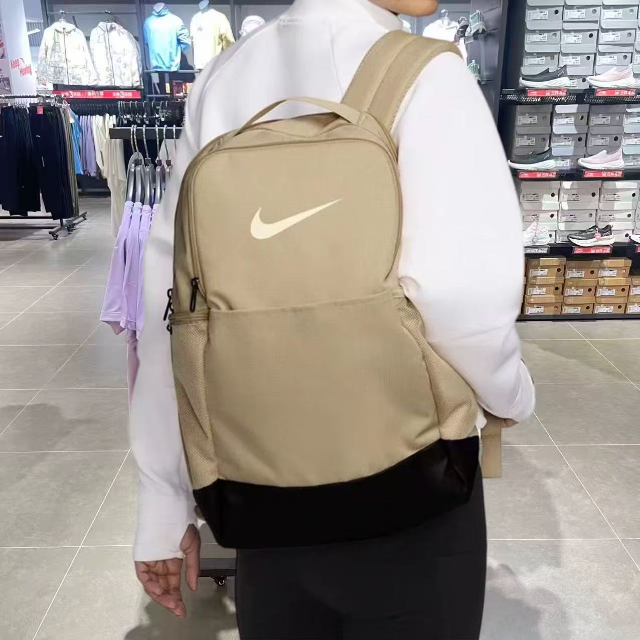 耐克大容量双肩背包旅行包书包