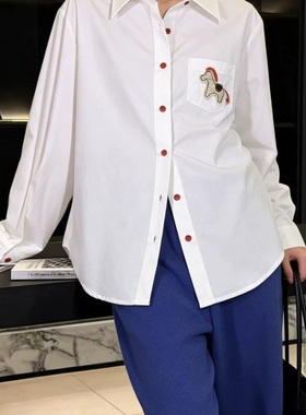 米米26年早春小马刺绣高密衬衫(不含任何配件)CY25542