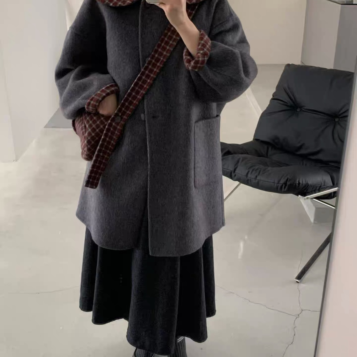 米米色娃娃领减龄双面羊毛外套(配可拆卸帽子)(含100羊毛)B1280