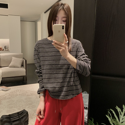 米米慵懒松弛感条纹后背一排扣设计小众显瘦百搭长袖T恤G3401YYG