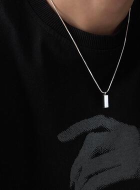 长方块吊坠钛钢锁骨链