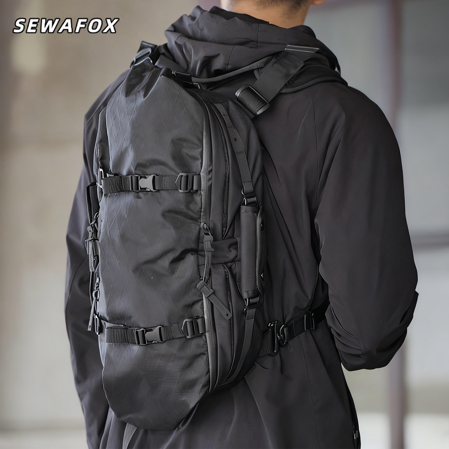 新款防水男士大容量胸包旅行双肩包多功能战术机能斜挎休闲背包男