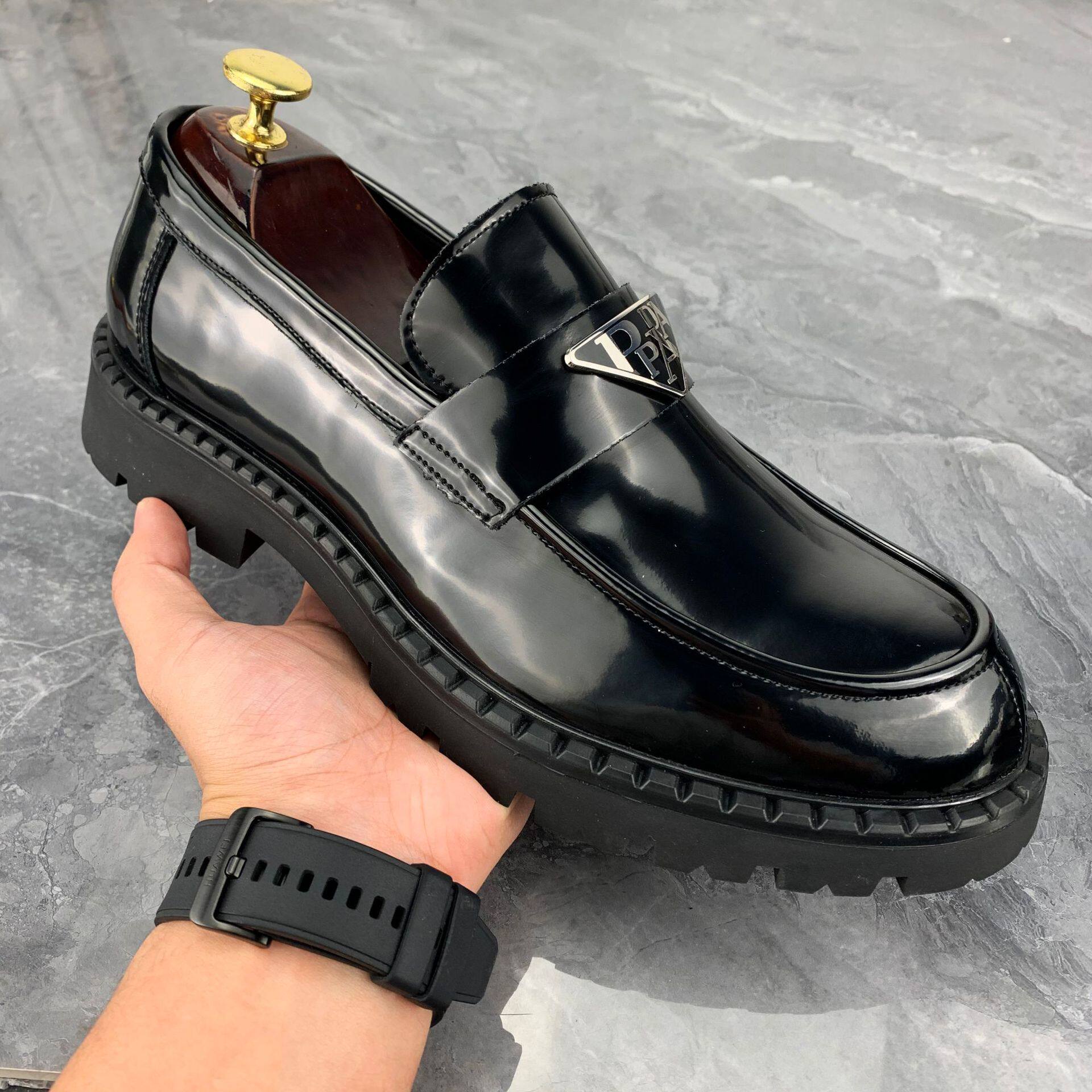 TB8818牛皮日常休闲软底软面皮鞋正装百搭商务真皮男鞋潮流皮鞋男