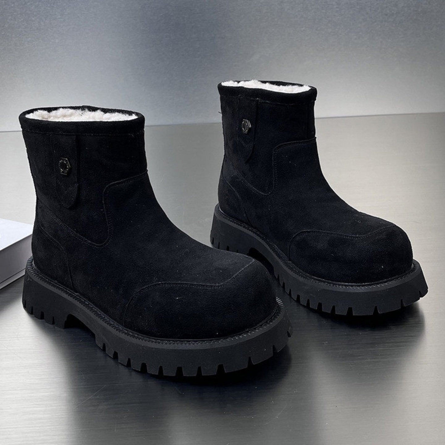 正品保暖厚底休闲东北马丁靴男2026冬季新款圆头加绒增高套脚棉鞋,流行男鞋,时尚雪地靴,淘宝优惠券,粉丝福利购,淘宝优惠卷