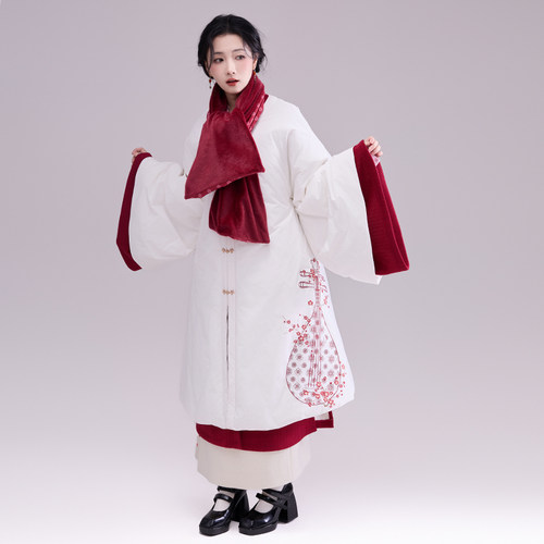 知则汉元素羽绒服保暖送围脖