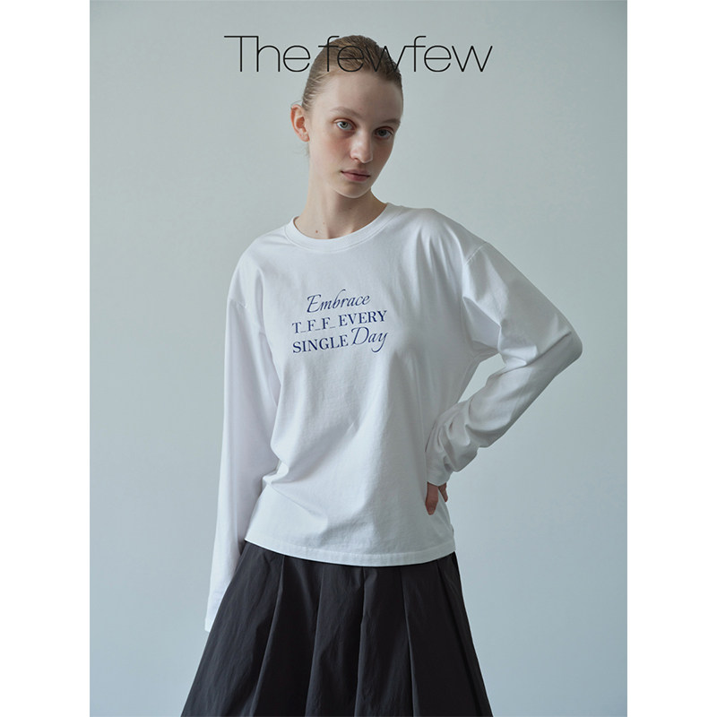 The fewfew 舒适纯棉三色原创字母印花休闲百搭圆领长袖T恤上衣图片