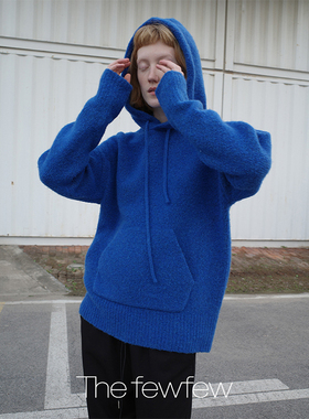 The fewfew 羊毛混纺轻盈温暖蓬松宽松落肩大口袋连帽针织毛衣