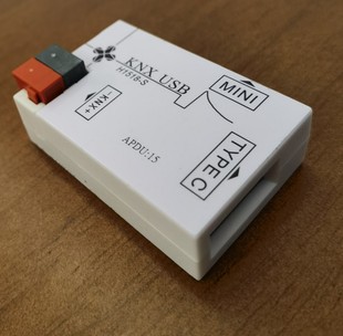 KNX USB接口 KNX下载器 两种USB口 Type C 、micro Usb摆件饰品