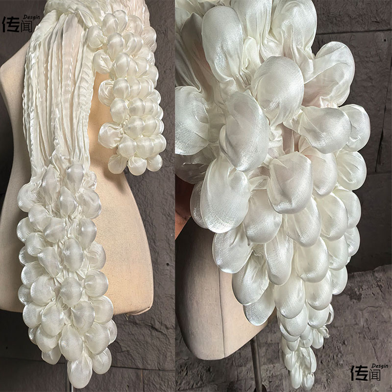 杏色泡泡肌理立体花边服辅料
