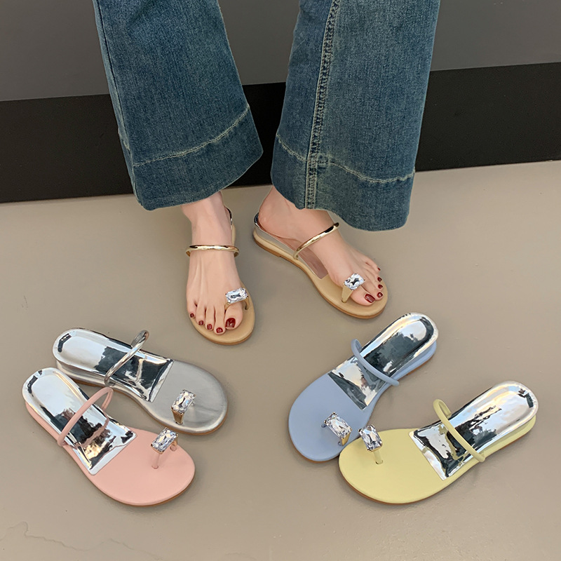 法式水钻银色凉拖鞋女款夏季外穿度假沙滩拖鞋子仙女鞋鸽子蛋凉鞋