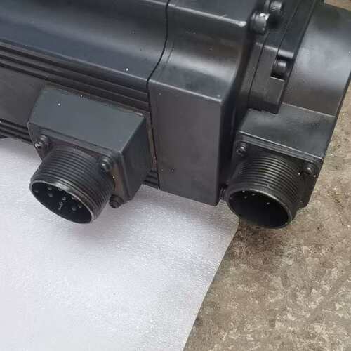 议价伺服电机1.5kw HC-SFS153B，含减速机成色如可维修