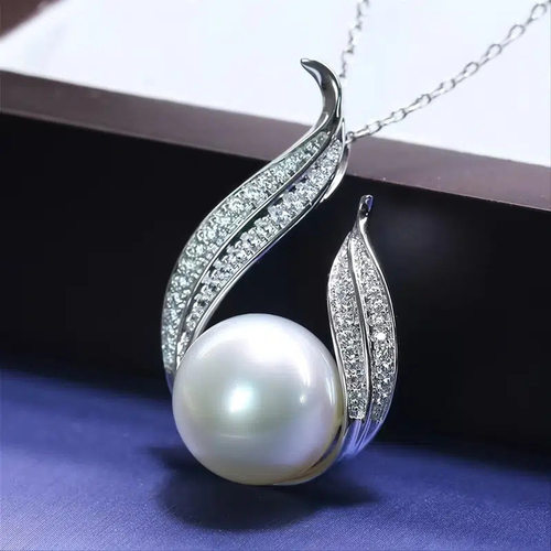 Hollow-out Source Of Life Necklace Jewelry Imitation Pearl