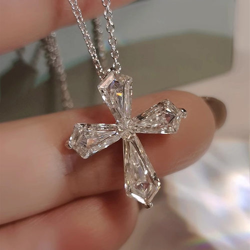 Luxury Super Flash Cross Collarbone Necklace Women's