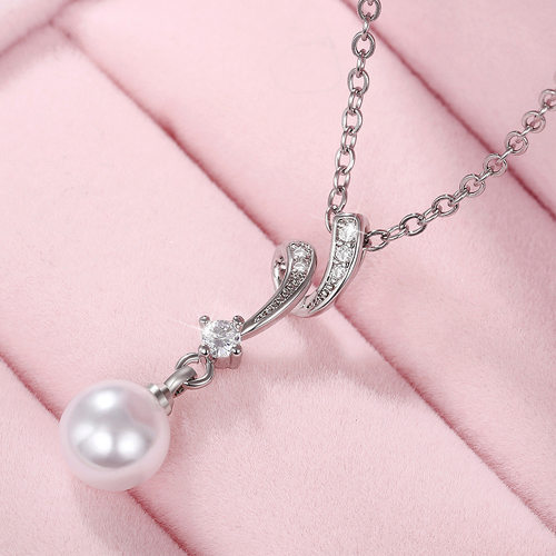 Baroque Wavy Pattern Round Shell Beads Women's Necklace