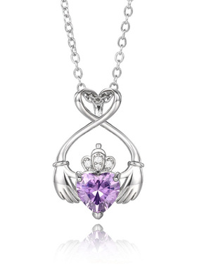 Simple Hand-held Love Pendant Necklace Female Angel Wings