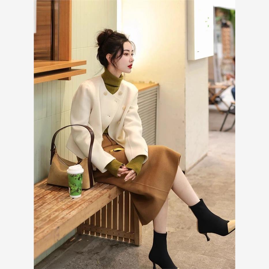 韩剧女主穿搭三件套装秋冬新款小香风气质时尚高级感盐系西装外套