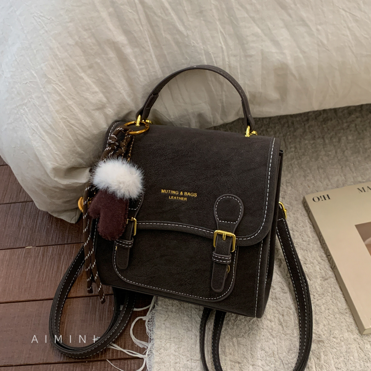 高级感小众双肩包女小型2025秋冬新款时尚气质百搭通勤斜挎小背包